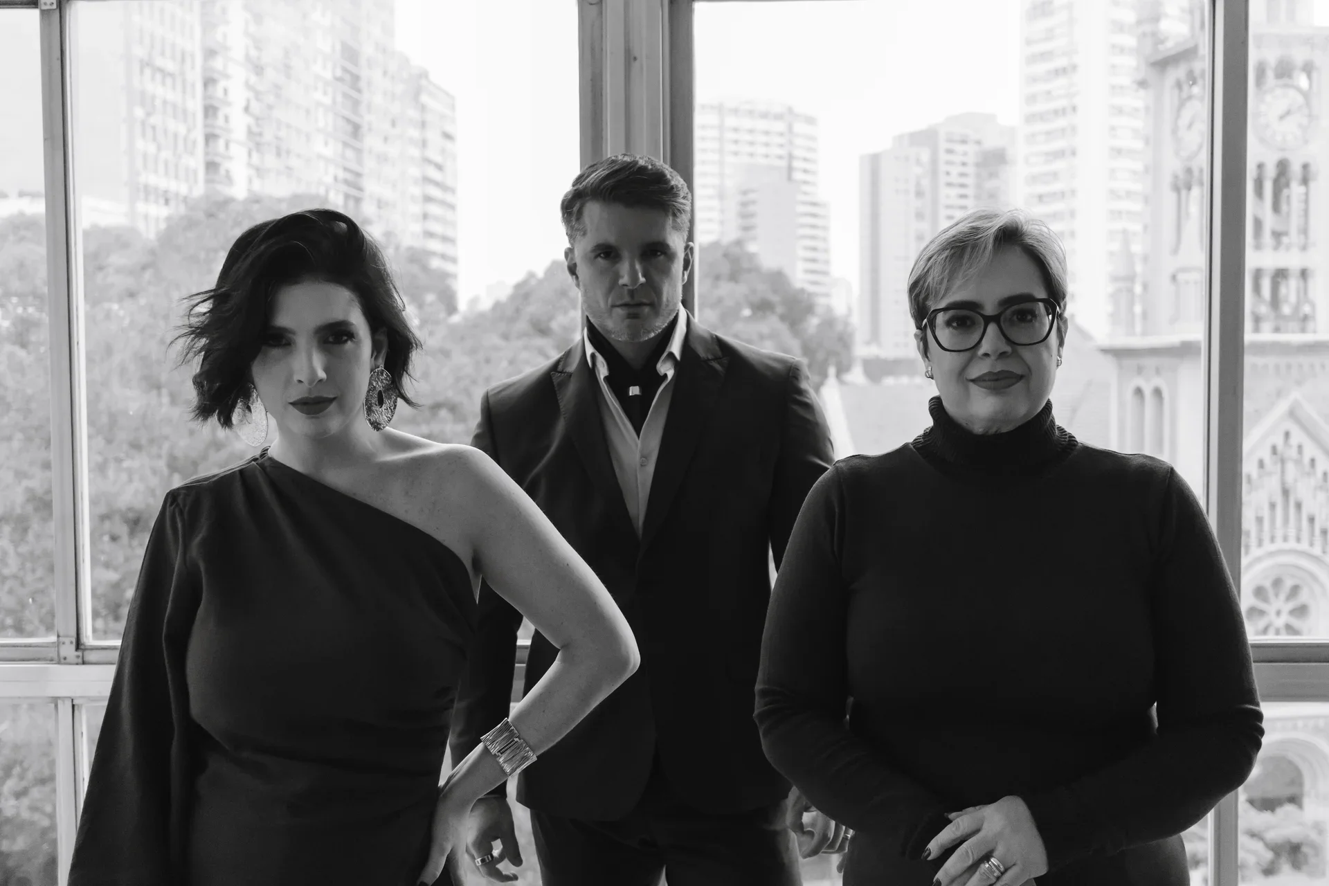 Bella, Bruno e Vera reunidos em Alphaville